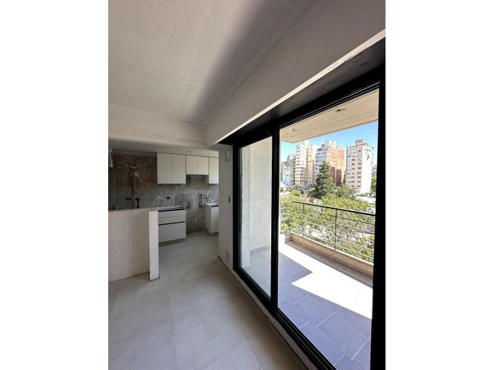 COCHABAMBA 515  -  PATIO EXCLUSIVO  -