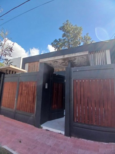 MAZA 3729  - CON COCHERA  - A ESTRENAR  -