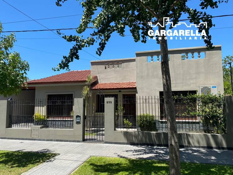 Casa Tres Dormitorios La Florida Rio