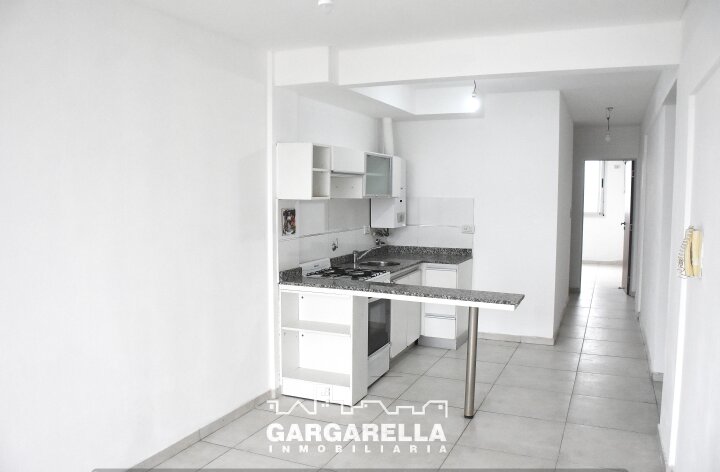MENDOZA 5288 - 1 DORMITORIO + COCHERA