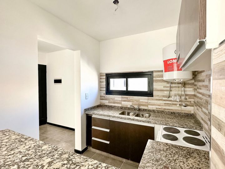 SANTIAGO 1431   - DEPARTAMENTO 1 DORMITORIO - BALCON AL FRENTE -